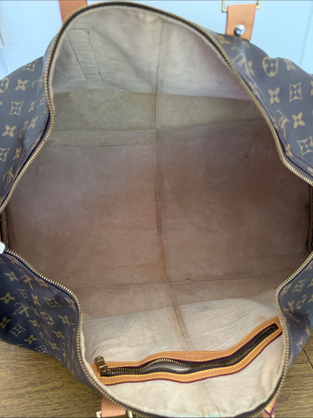 Louis Vuitton Monogram Canvas Travel Tote with Tan Leather Trim - Picture 9 of 10